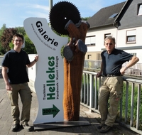 Weiteres Logo der Firma Tischlerei Hellekes